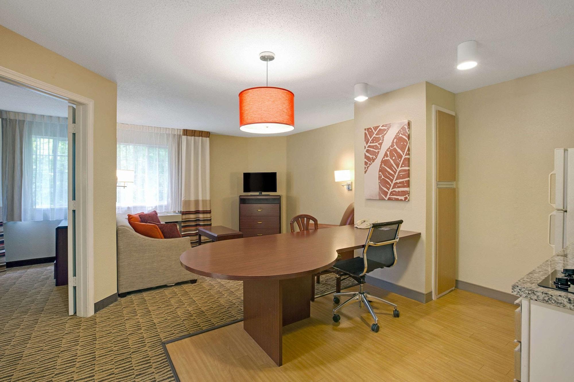 Mainstay Suites Detroit 오번 힐스 외부 사진